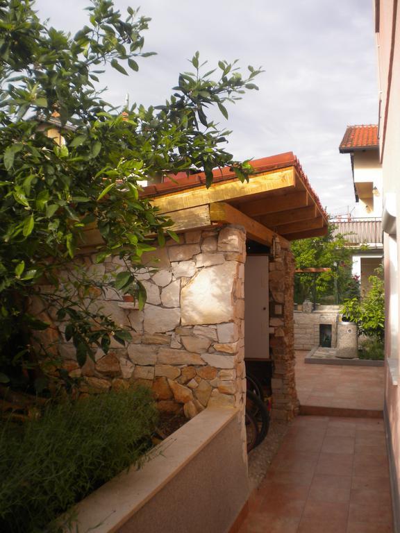 Apartments Miani Novigrad Istria Exterior foto