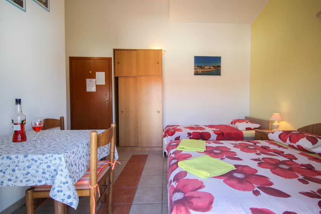 Apartments Miani Novigrad Istria Exterior foto